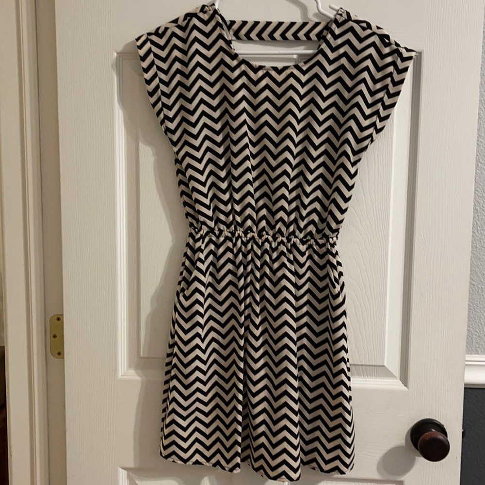 Juniors dress